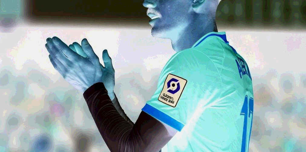 Bên trong tuần lễ của Ronald Koeman: Danh sách giữ kín, cái tên bị ghi sai và lá bài chưa ngửa