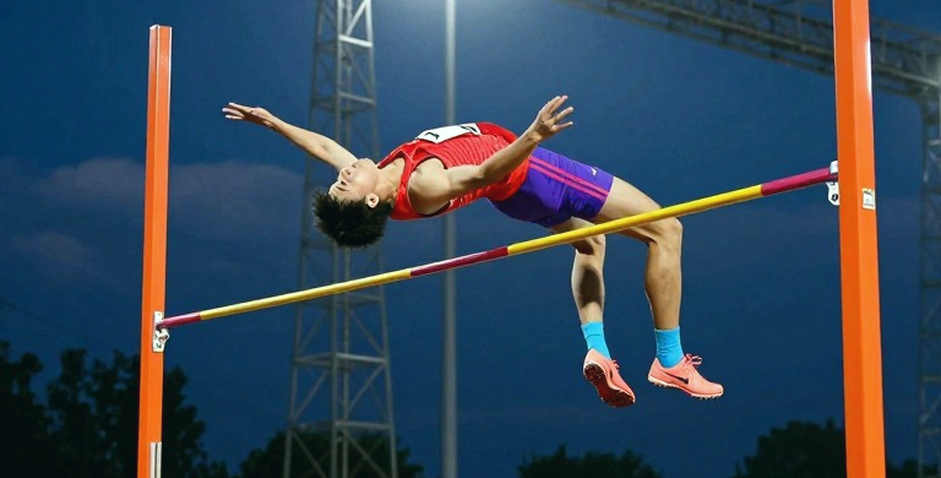 Kỷ lục ASIAD 2026: Puripol Boonson chạm đỉnh châu Á nhưng câu chuyện thật bị fan 'ship' làm lu mờ
