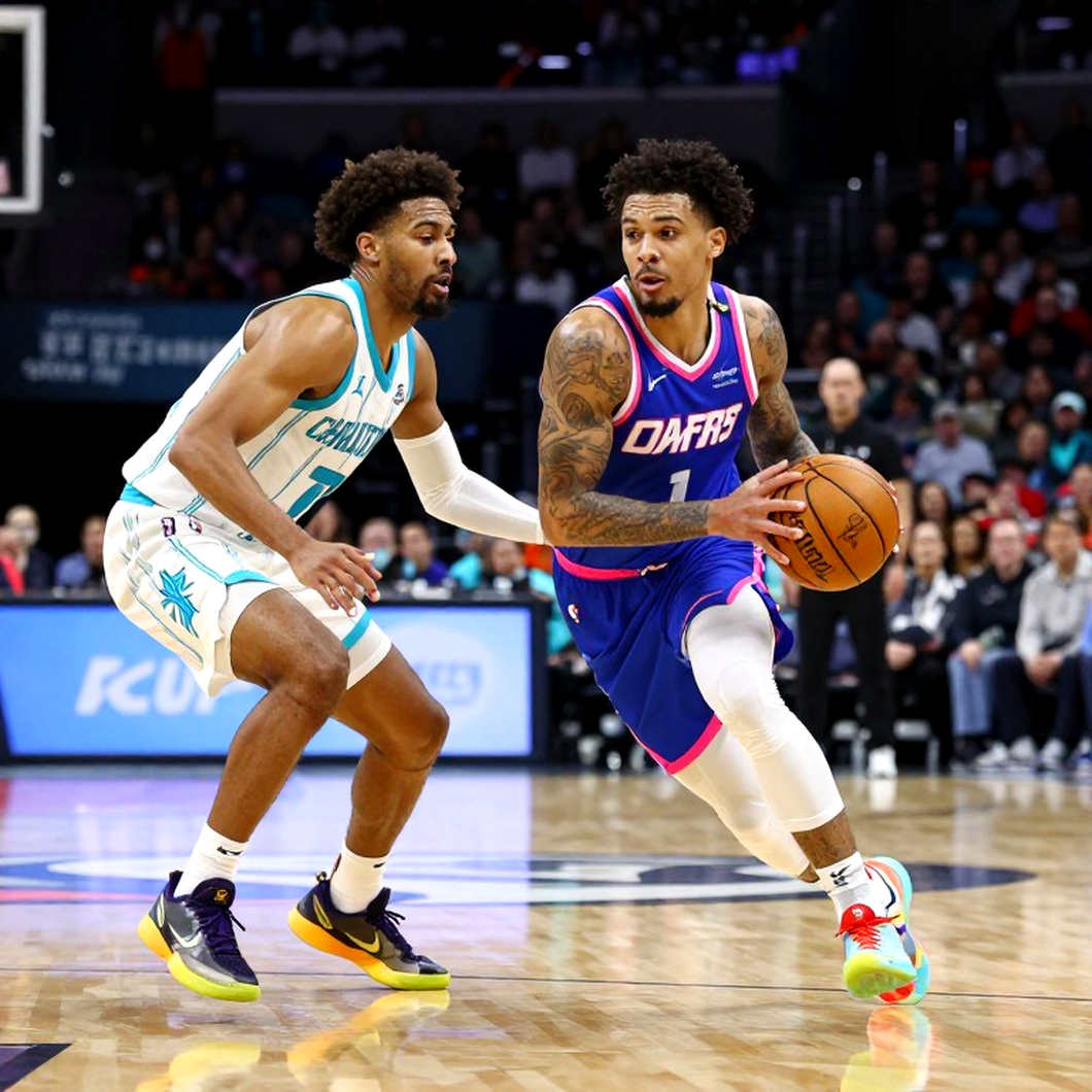 Huấn luyện viên Dimitris Itoudis kêu gọi mở rộng Euroleague lên 30 đội bóng với hệ thống bảng phân chia và play-off Huấn luyện viên Dimitris Itoudis kêu gọi mở rộng Euroleague lên 30 đội bóng với hệ thống bảng phân chia và play-off