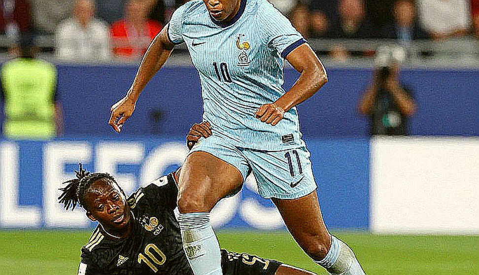 From Michael to Manh Duc: When the Stands Called a Striker by Cao Cao's Name