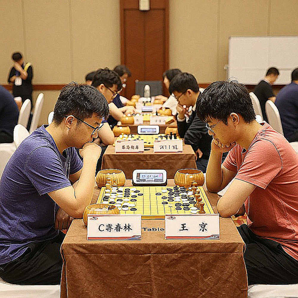 Chín chiều phân tích, không một con số: khi ngành báo cáo esports Việt Nam tự trả giá