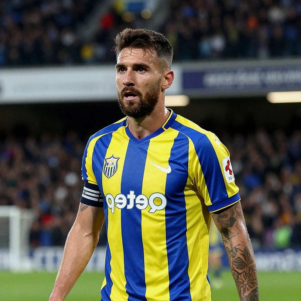 Băng đội trưởng Bồ Đào Nha: Bruno Fernandes tiếp quản di sản Ronaldo, Leão nhận áo số 7