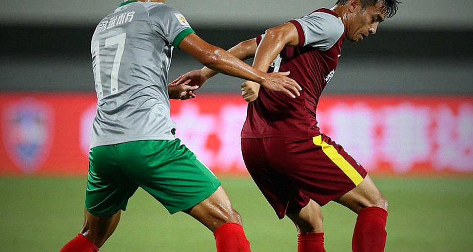 Nguyễn Xuân Son Absent for V-League Round 2: What Nam Định's Dressing Room Really Says
