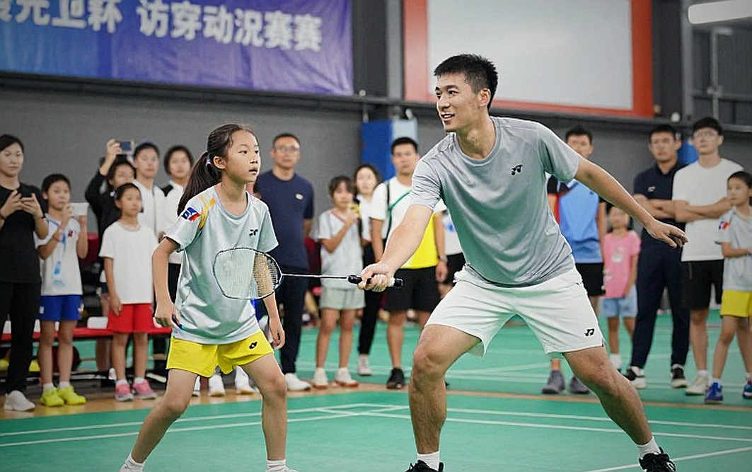 Ashmita Chaliha và câu hỏi về tiêu chuẩn kép: Khi sân cầu lông Indonesia mù mịt khói, còn Ấn Độ thì bị soi kỹ từng centimet