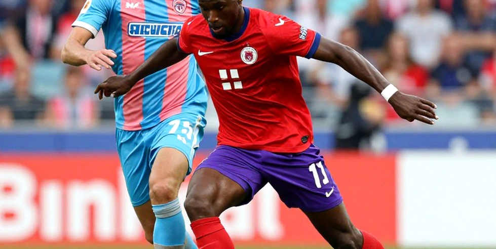 Ligue 1 vòng 4: PSG vẫn tìm chiến thắng đầu tiên, Paris FC chạm mốc 8 điểm